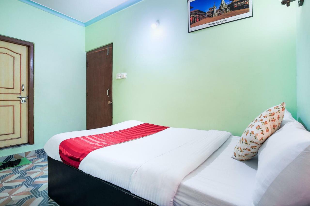 Hotel Rudrakshya Pokhara Buitenkant foto