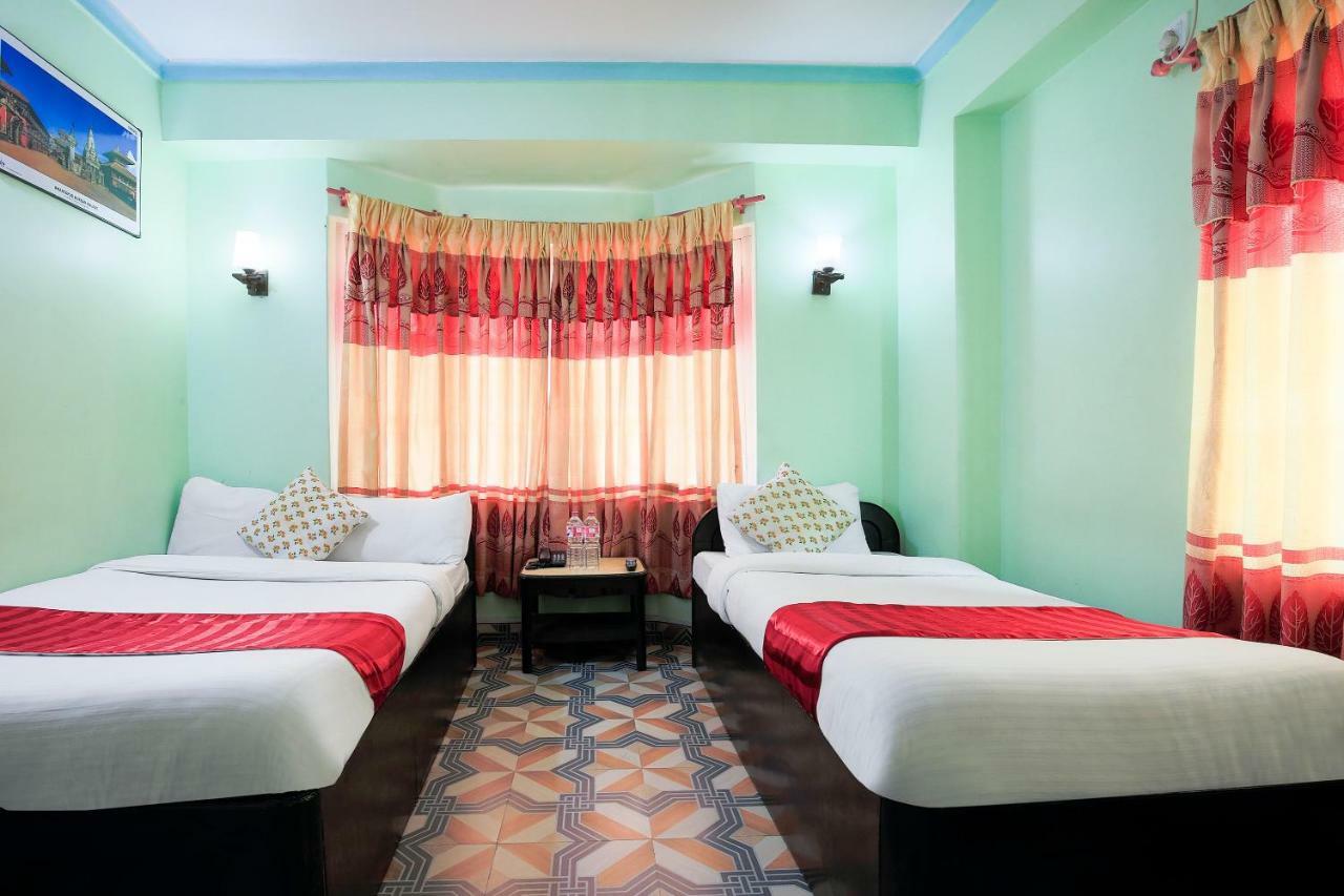 Hotel Rudrakshya Pokhara Buitenkant foto