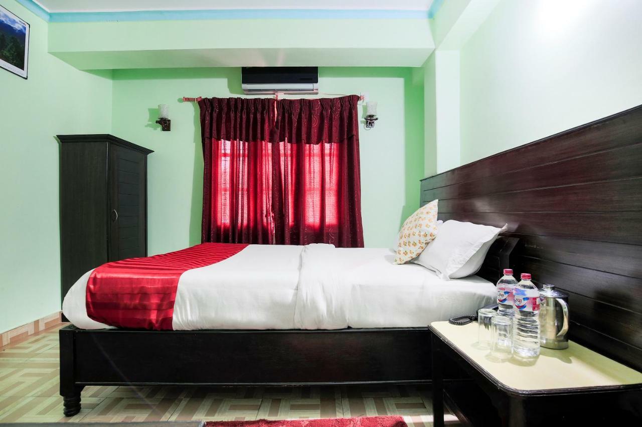 Hotel Rudrakshya Pokhara Buitenkant foto