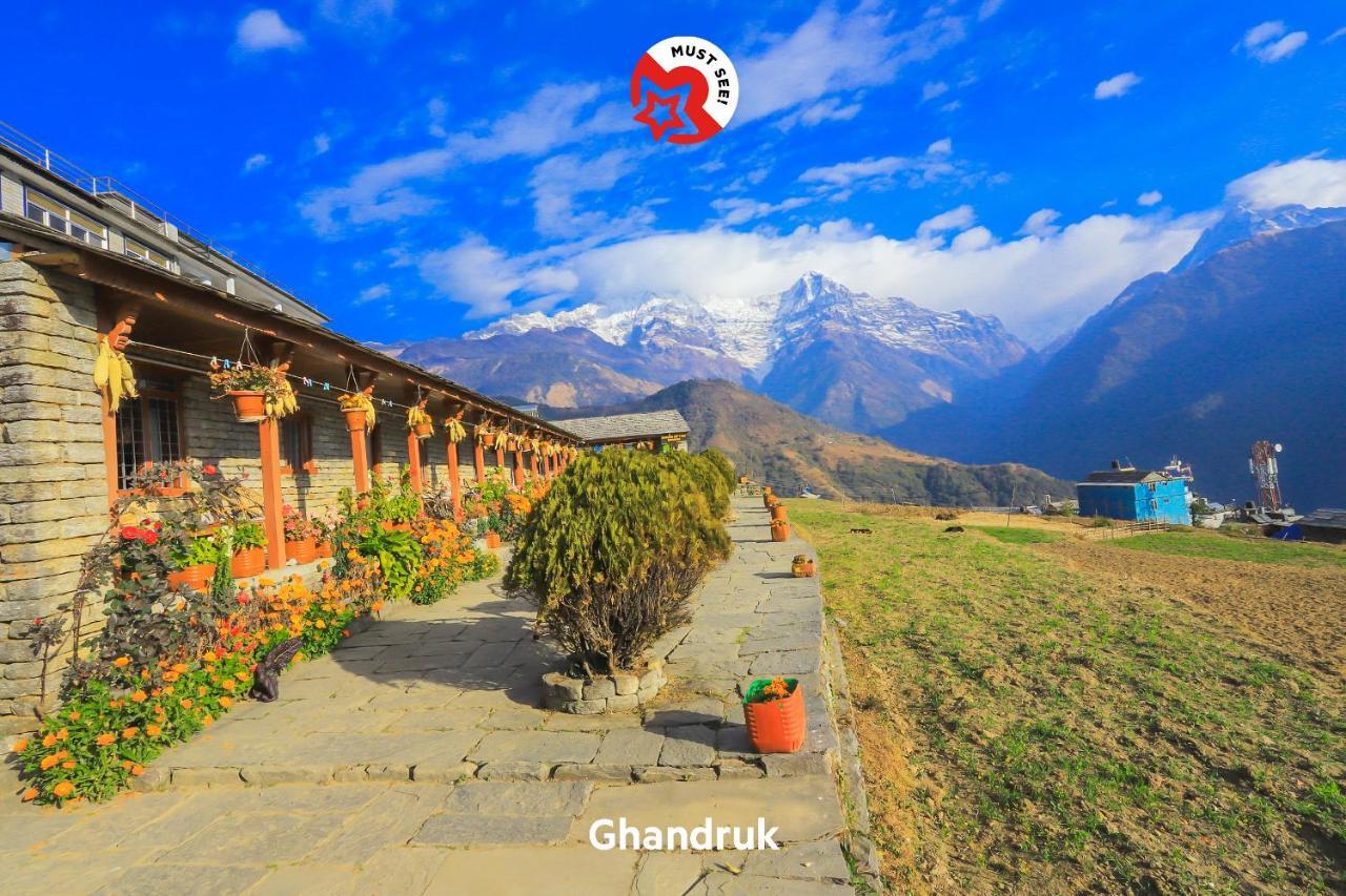 Hotel Rudrakshya Pokhara Buitenkant foto